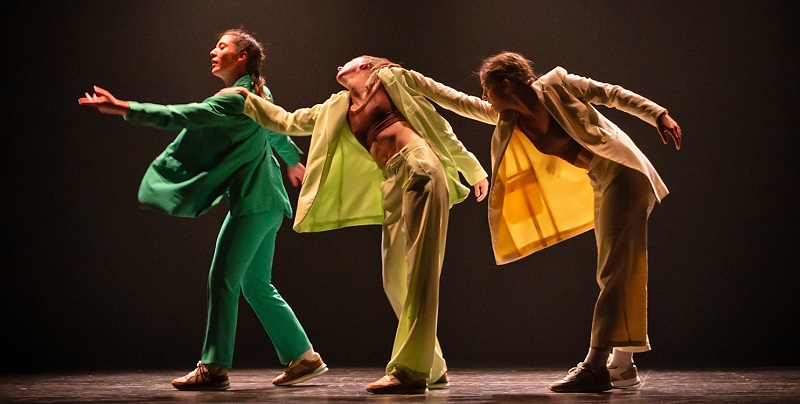 L’Institut Valencià de Cultura presenta al Teatre Arniches ‘Sorora’, un espectacle de dansa contemporània en clau femenina