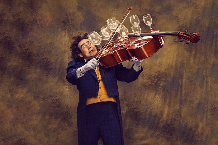 ‘AD LIBITUM’, CUANDO LA MÚSICA CLÁSICA SE VISTE DE HUMOR Y EXCENTRICIDAD EN LA RAMBLETA